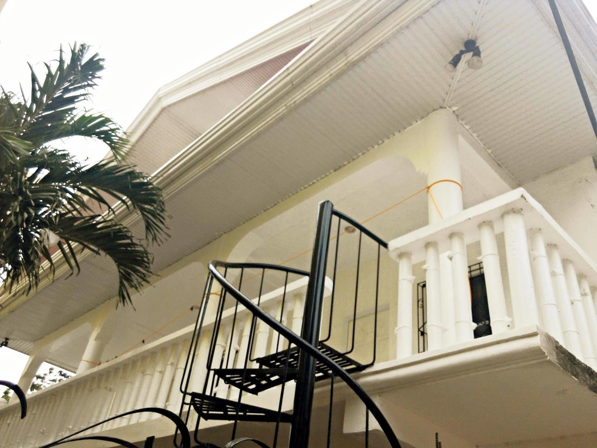 812 Angol Boracay Exterior photo